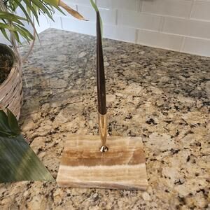 Vintage Sheaffer Desk Set Tan Onyx Base With Fountain Pen